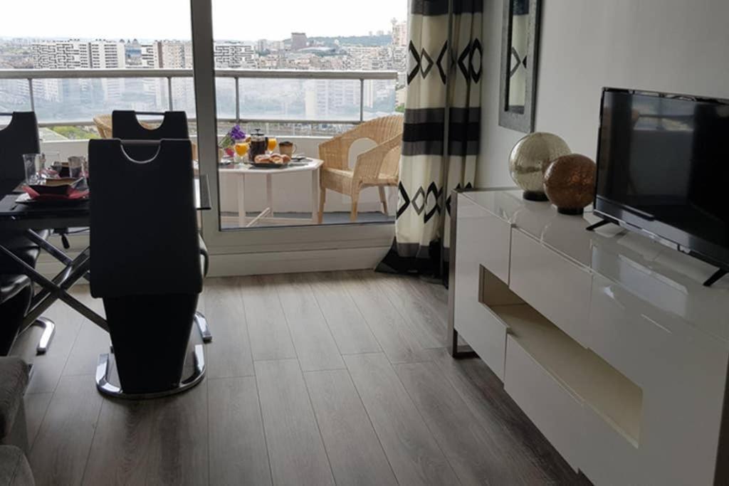 Beau Studio Renove 30M2 Balcon Vue Paris+Parking Apartamento Exterior foto